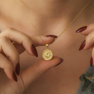 Alba Sun Coin Necklace | 18k Gold Plated