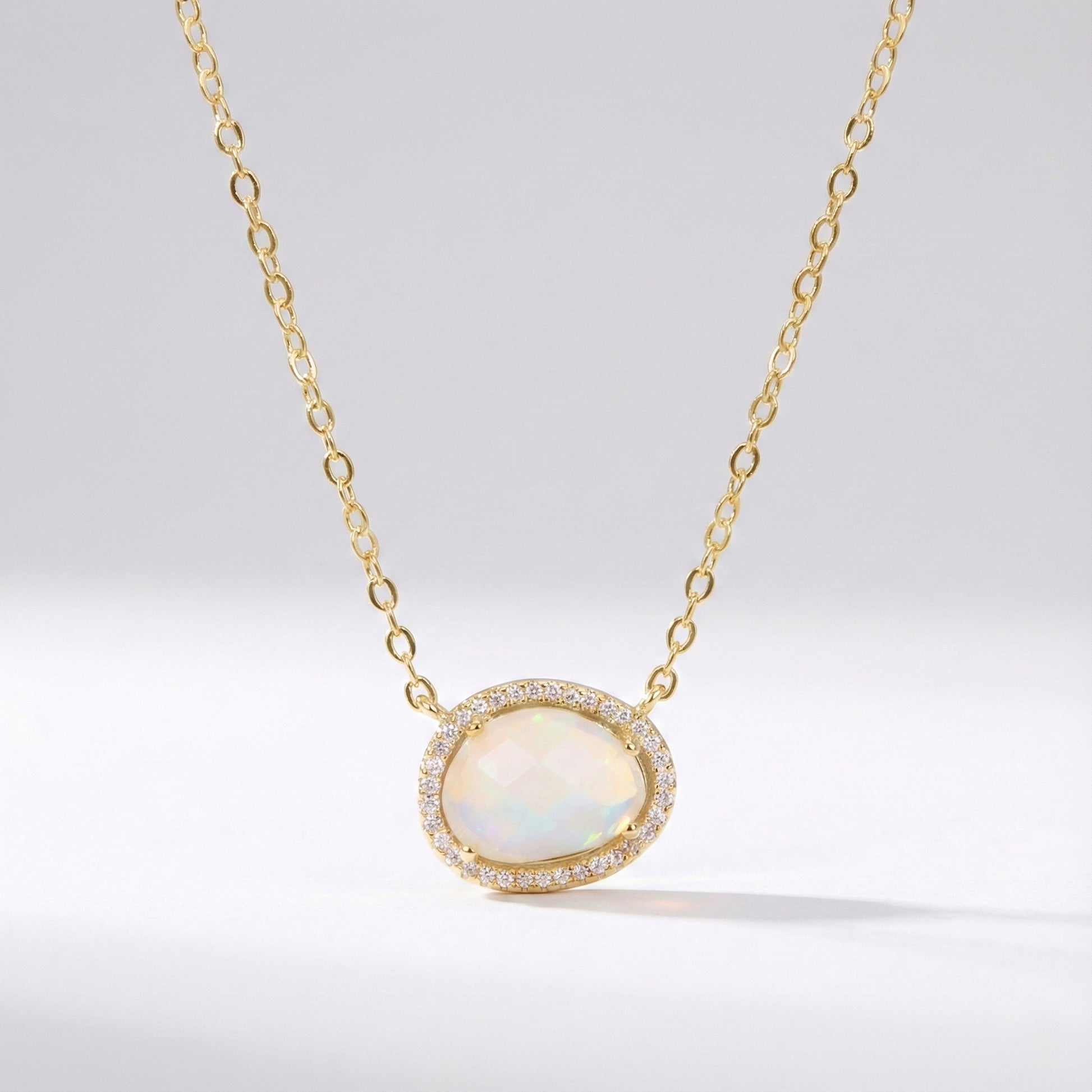 Bianca Moonstone Pendant Necklace | 14K Gold Plated