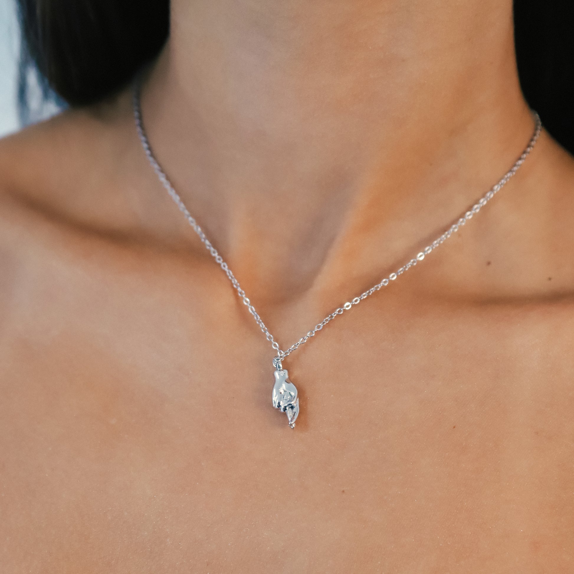 Billie Fingers Crossed Necklace | 925 Sterling Silver