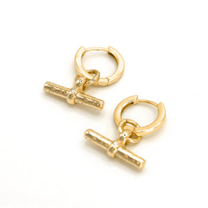 Cassia T-Bar Huggie Earrings | 18k Gold Plated