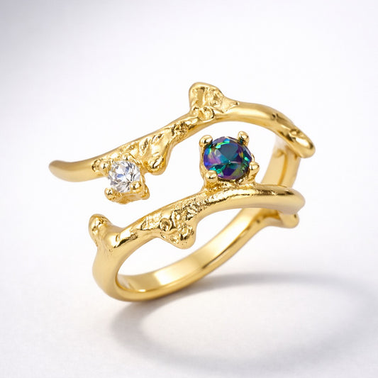 Cordelia Hammered Twist | 18k Gold Plated