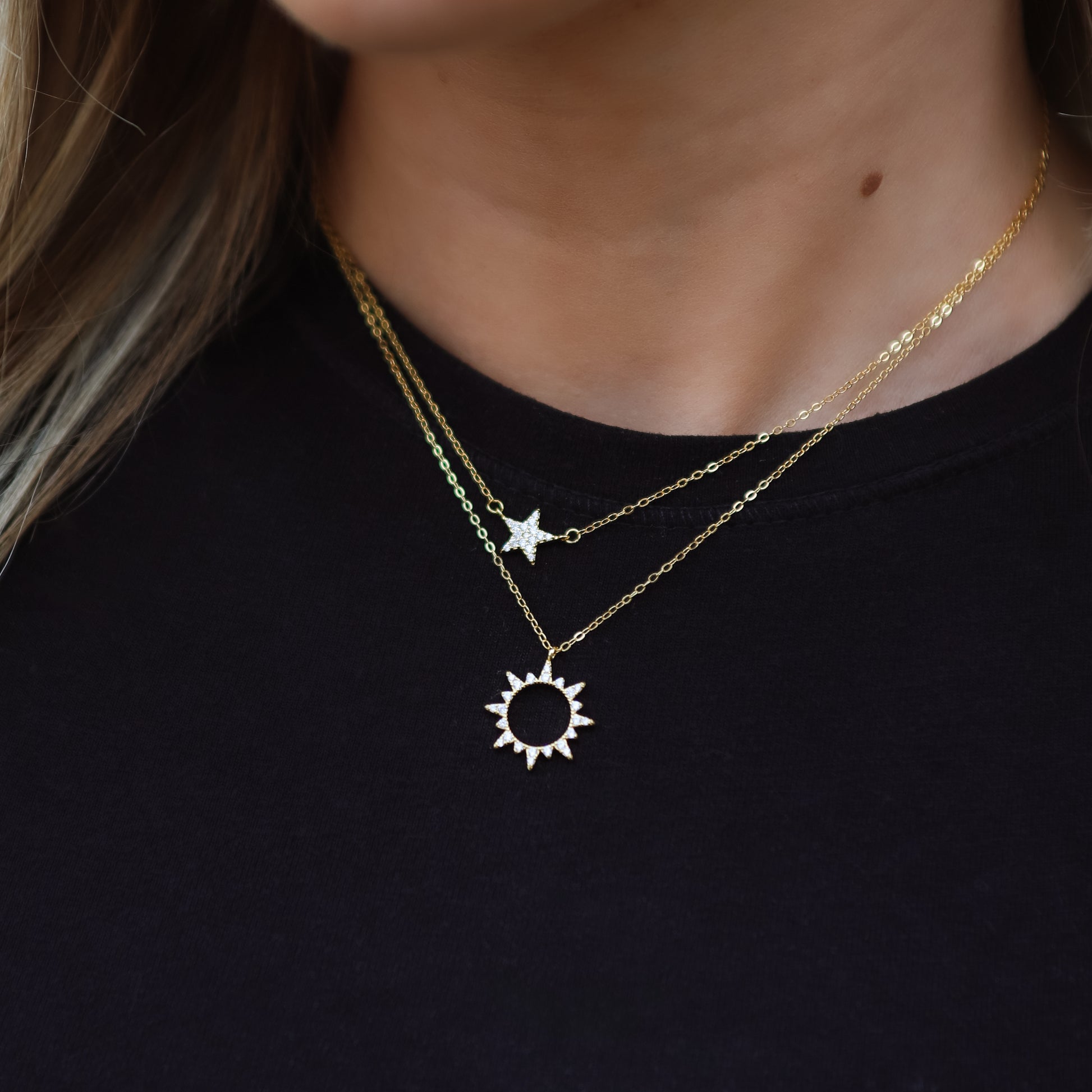 Everly Sun & Star Double Layer Necklace | 18k Gold Plated