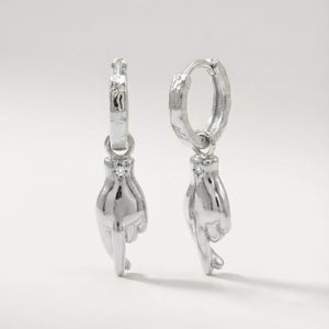 Faye Fingers Crossed Huggies | 925 Sterling Silver