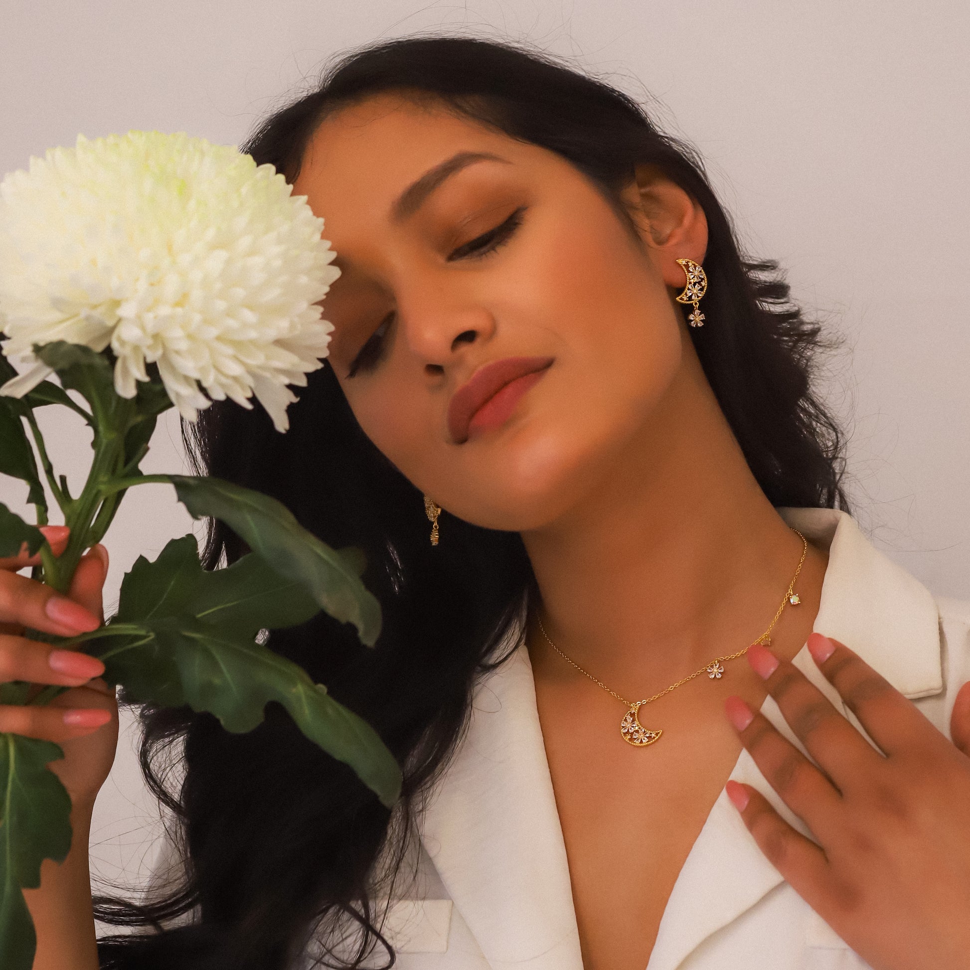 Flower Moon Gift Set | Necklace & Earrings | 18k Gold Plated