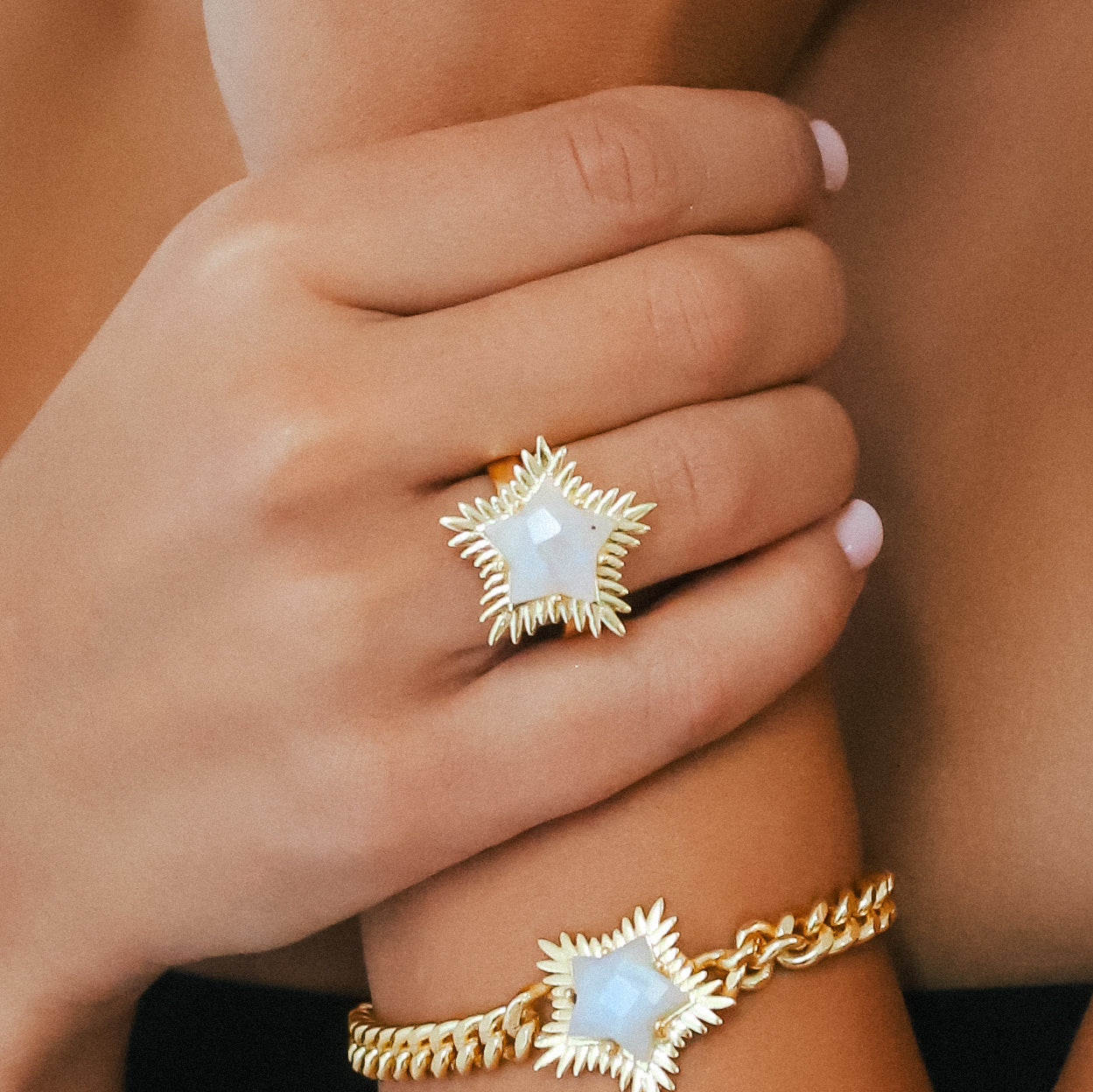 Gigi Moonstone Spiky Star Ring | 18k Gold Plated