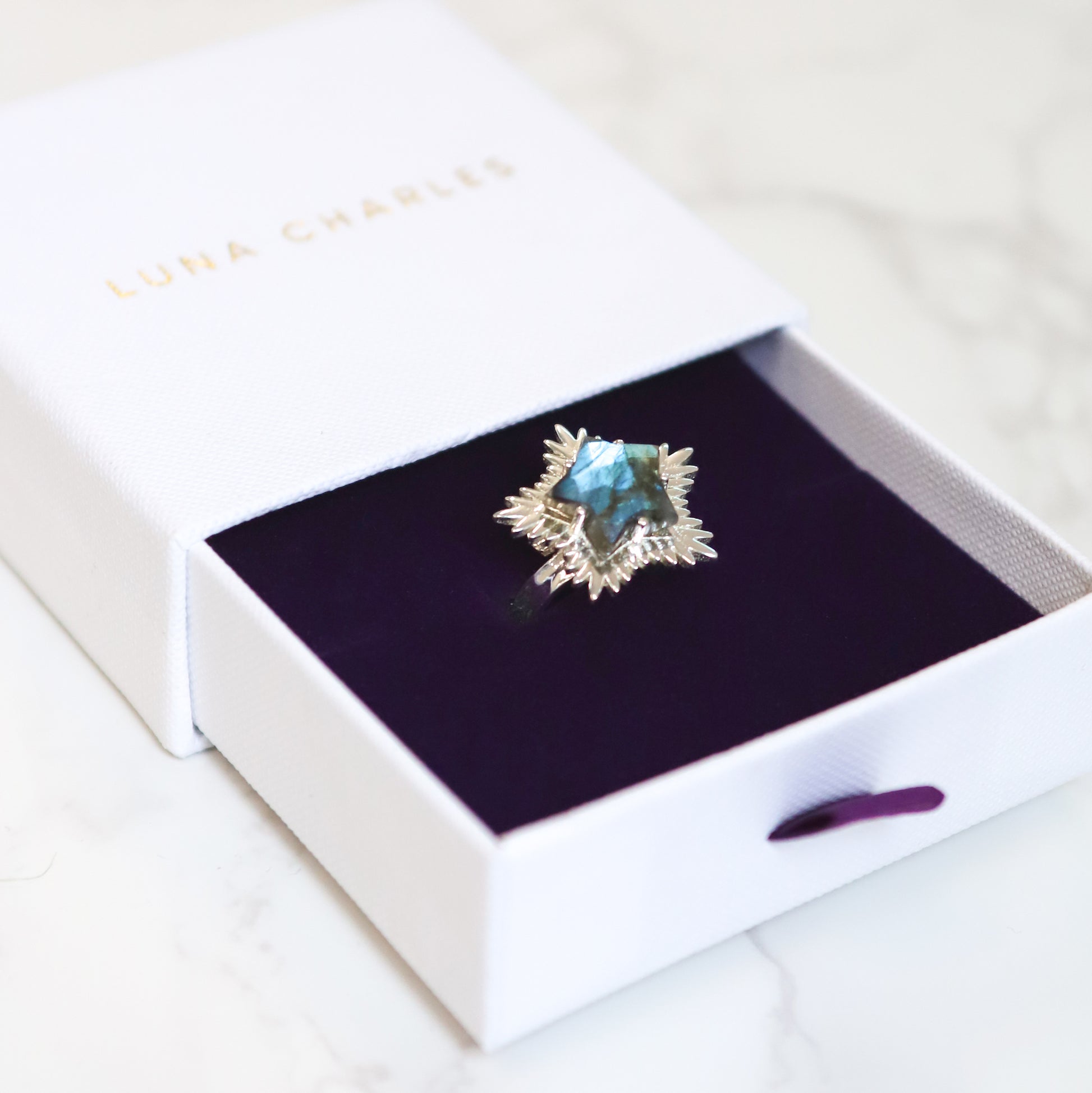 Gigi Labradorite Spiky Star Ring | 925 Sterling Silver