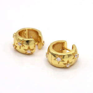 Thea Chunky Star Huggie Earrings | 18K Gold Plated