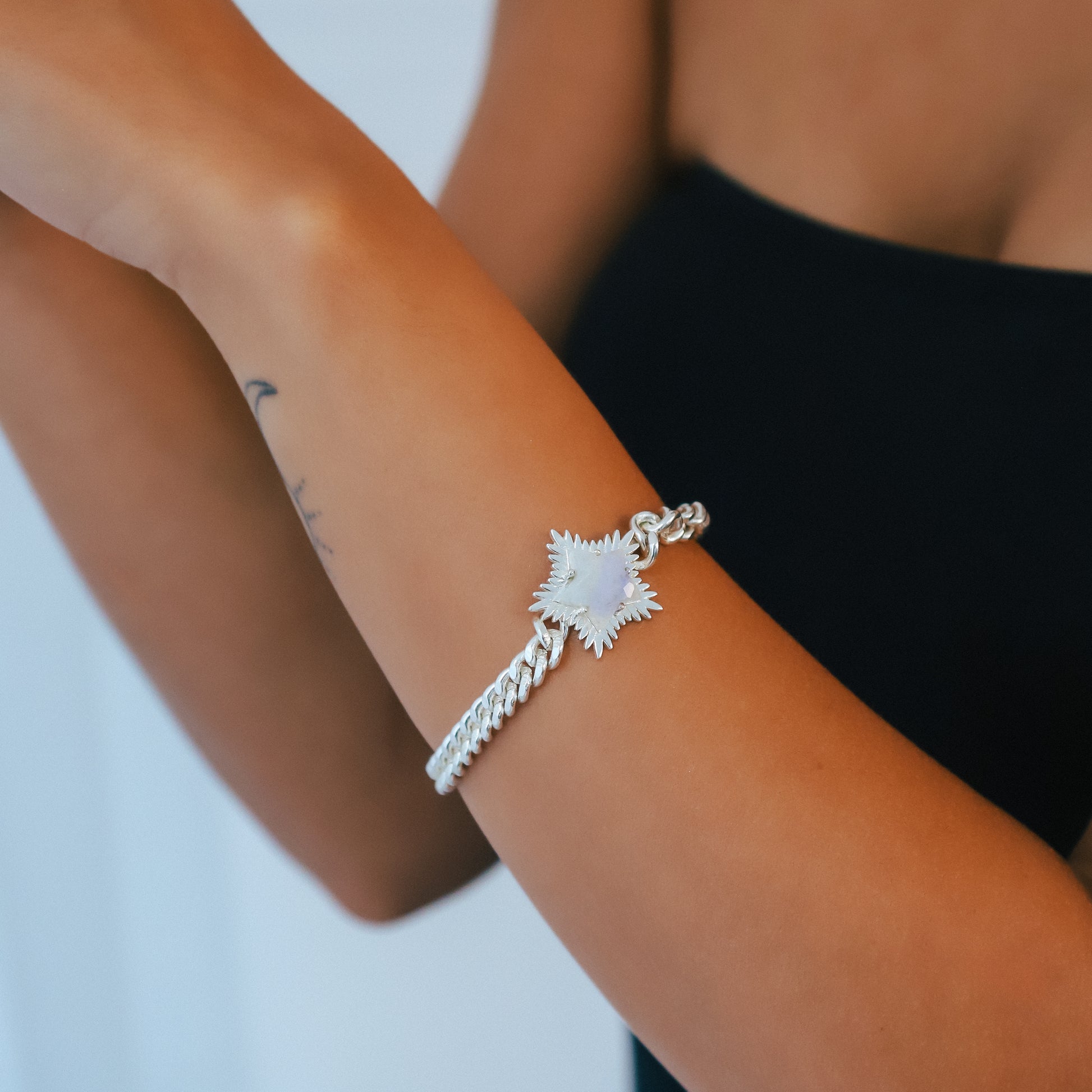 Willa Moonstone Spiky Star Bracelet | 925 Sterling Silver