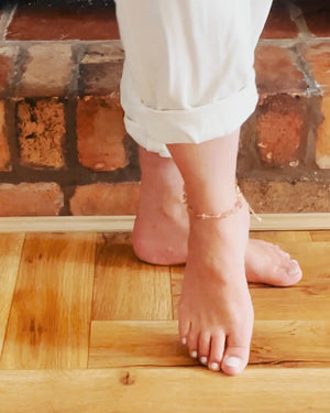 Ula Crystal Stone Anklet - Rose Quartz | 18K Gold Plated