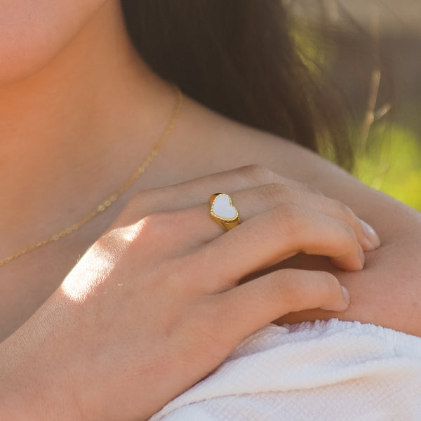 Cariad Heart Mother of Pearl Ring | 18K Gold Plated