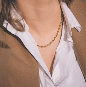 Maia Twist Chain Necklace - Gold - Luna Charles | choker, dawn, everyday, gold, necklace | 