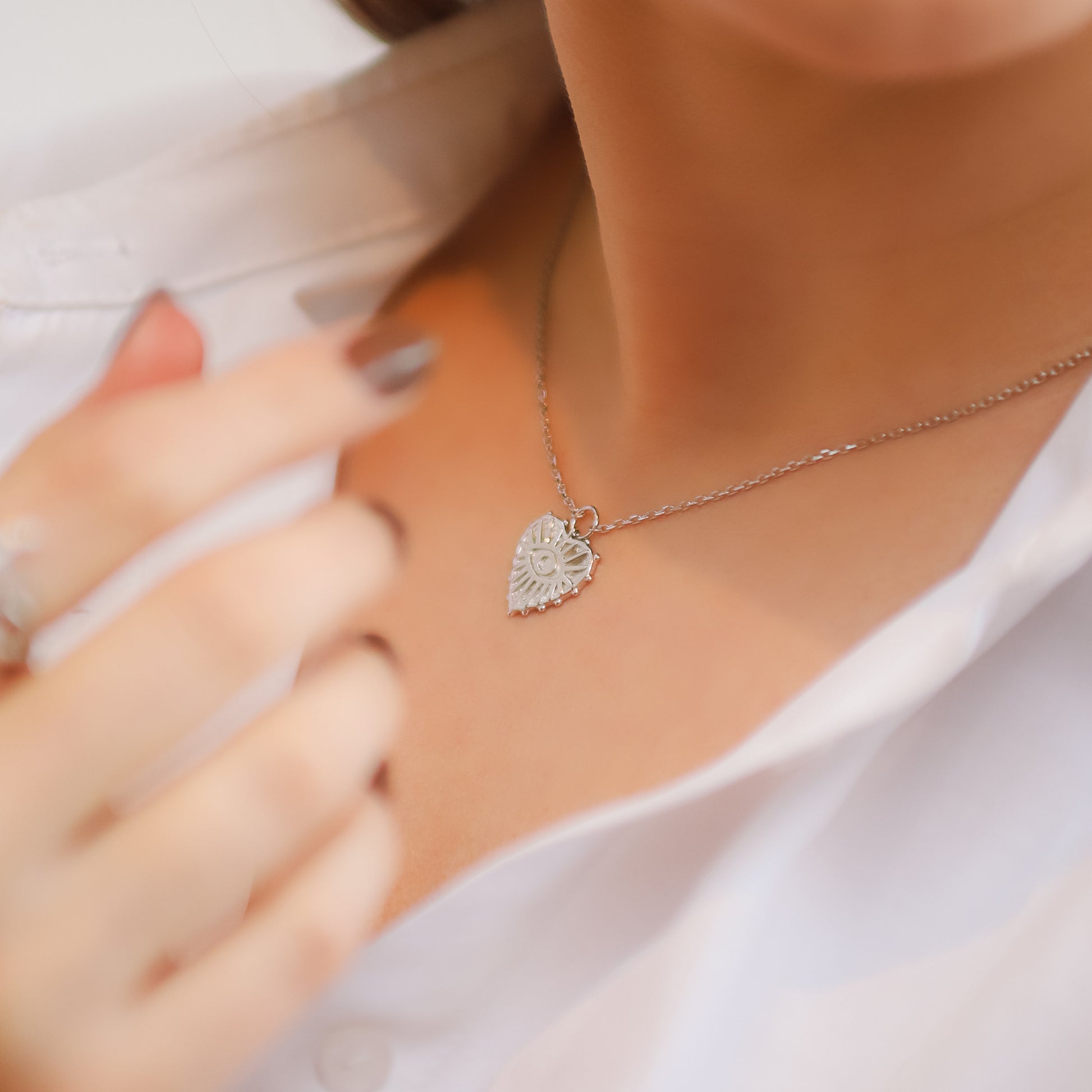 Ines Heart Eye Pendant Necklace | 925 Sterling Silver