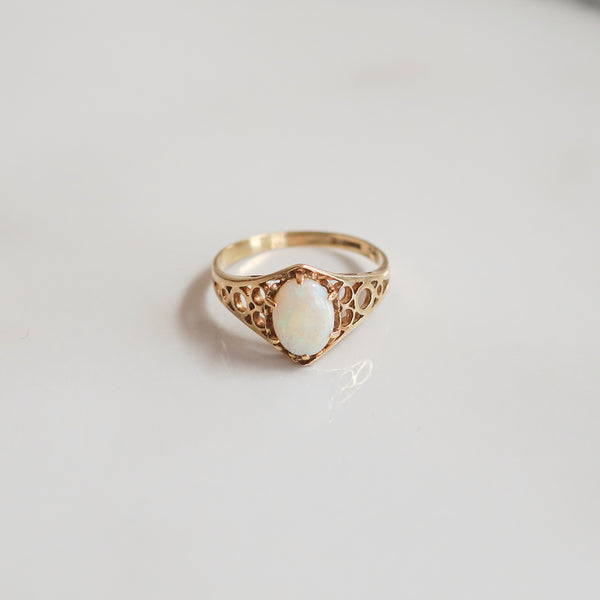 Opal deals filigree ring