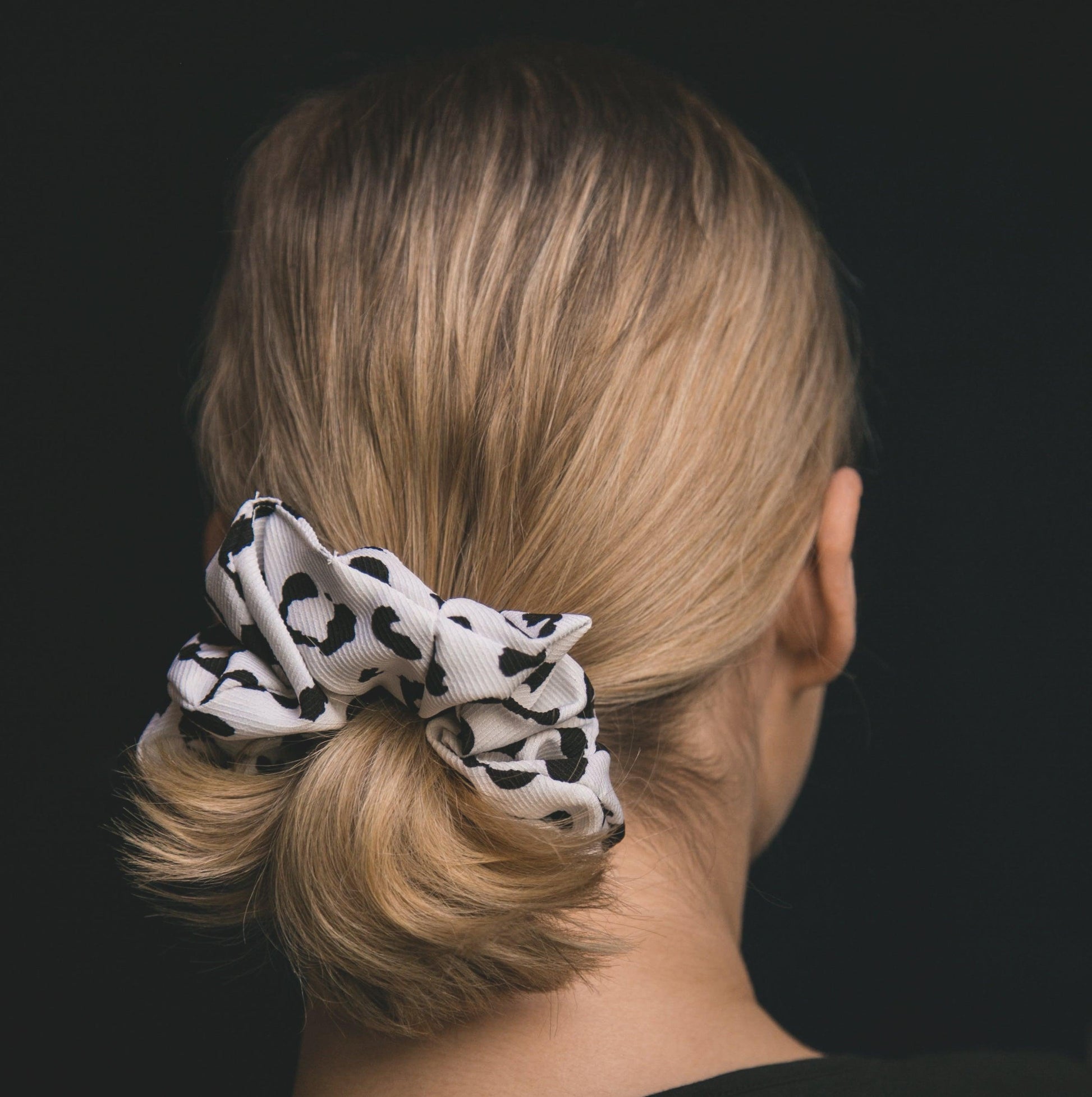 Kamali Leopard Print Scrunchie - White - Luna Charles | animal, hair accessories, leopard, scruchie | 