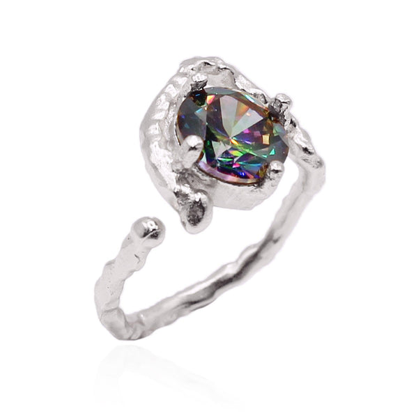 Melike Hammered Twist Ring | 925 Sterling Silver - Luna Charles | adjustable, gemstone, hammered, Jewellery, ring, silver, sparkle, statement, zircon | 