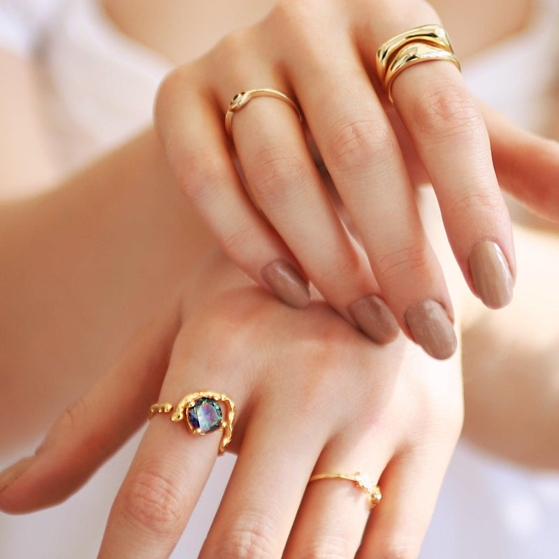 Melike Hammered Twist Ring | 18K Gold Plated - Luna Charles | adjustable, gold, hammered, ring, statement | 
