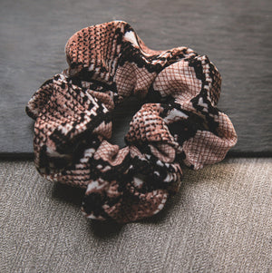 Zuri Snakeprint Scrunchie - Natural - Luna Charles | animal, hair accessories, snake, snakeprint | 